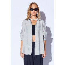 Edition Gri Modal Soft Dokulu Yumuşak Gizli Pat Detaylı Oversize Kadın Gömlek - 8262