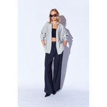 Edition Gri Modal Soft Dokulu Yumuşak Gizli Pat Detaylı Oversize Kadın Gömlek - 8262
