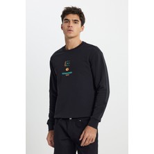 Lee L242504001 Siyah Erkek Bisiklet Yaka Renkli Lee Yazılı Iki Iplik Sweat