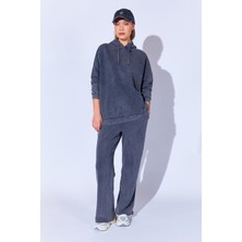 Antrasit Eskitme Soluk Efektli Yıkamalı Oversize Kalın Üç Iplik Kadın Sweatshirt EK100279354