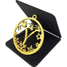 Ng Puzzle Özel Tasarım,Yılbaşı Temalı Ahşap El Boyaması Harfler, Özel Ahşap  Kutusunda Antik Altın Renk – (Y)