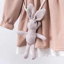 Cumino Rabbit Aksesuarlı Dantel Yakalı Kız Bebek Elbise