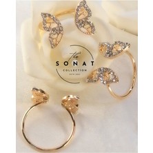Sonat Collection Vip Seri Xupıng Solmaz, Kararma Yapmaz Gold Zirkon Taş Kelebekli Ayarlanabilir Yüzük