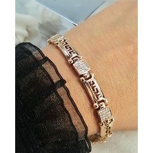 Sonat Collection Vip Seri Xupıng 19 cm Solmaz, Kararma Yapmaz Zirkon Taşlı Rose Gold Bordürlü Bileklik
