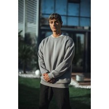 Tarz Yeri Kışlık Bisiklet Yaka Üç Iplik Basic Sweatshirt - Boyalı Gri