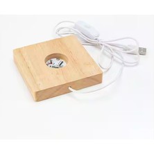 BERG Çam Ağacı ve Hediye Desenli Renk Değiştiren Işıklı Cam Küre 8 cm