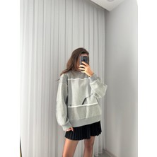 Gri Arkası Fermuarlı Önü Desenli Sweat
