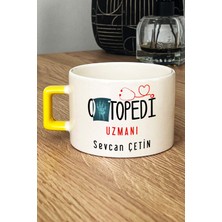 Hedizu Kişiye Özel Ortopedi Uzmanı Lüks Fincan Sarı Isme Özel Tıp Bayramı Hediyeleri