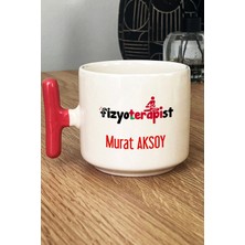 Hedizu Kişiye Özel Fizyoterapist Kupa Bardak T Kulplu Pembe Isme Özel Tıp Bayramı Hediyeleri