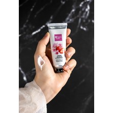 Thera Style Kiraz Çiçeği ve Çilek El ve Vücut Kremi Hand And Body Cream 30 ml