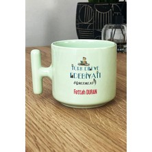 Hedizu Kişiye Özel Erkek Türk Dili ve Edebiyatı Öğretmeni Pastel T Kulplu Kupa Bardak Yeşil