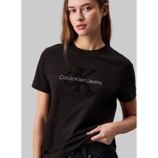 Calvin Klein Jeans Yuvarlak Yaka Nakışlı Siyah Kadın T-Shirt Chenılle Monologo Regular Tee