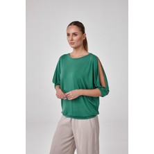 Relactive Kadın Açık Yaka Yırtmaç Kollu Bluz T-Shirt