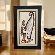 Handmade Çini Tablo Çerçeveli  Arp Çalan Kadın Dekoratif Özel Tasarım Çini Tablo