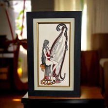 Handmade Çini Tablo Çerçeveli  Arp Çalan Kadın Dekoratif Özel Tasarım Çini Tablo