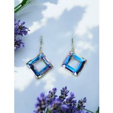Crystal Atelier Üçgen Sallantılı Kadın Küpe