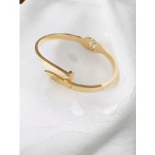 Devi Fashion Çivi Model Çelik Kelepçe Bileklik