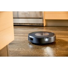 Roomba® Comboj9+ Akıllı Robot Süpürge ve Paspas