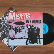 Misfits ‎- Walk Among Us