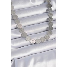 Ezo Concept Pirinç Gümüş Renk Daire Plaka Model Kadın Kolye