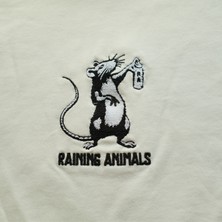 Raining Animals Fare Nakışlı Tişört Özel Tasarım Banksy Unisex %100 Pamuk T-Shirt
