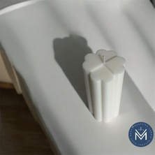 Melusina Candle Dekoratif Yonca Çiçek Model Mum - Kokulu Vegan Soya Wax Mumu