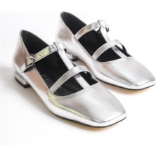 Berry Gümüş Metalik Kadın Babet