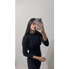 Mago Önü Dikişli Siyah Bluz