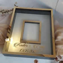 Verda Çerçeve 40 x 50  cm  Yarı Kaplama Ledli+Isimli Siyah-Gold Anı Çerçevesi! Yeni Moda Çiçek Anı Çerçevesi!