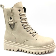 Kocamanlar Mehtap Süs Üçgen Toka Detaylı Kaymaz Taban Kadın Postal Bot