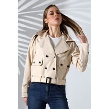 Kadın Astarlı Kemerli Cepli Su Itici Kumaş Crop Trençkot