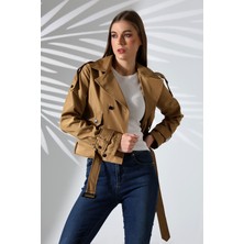 Kadın Astarlı Kemerli Cepli Su Itici Kumaş Crop Trençkot