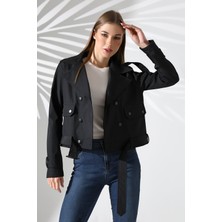 Kadın Astarlı Kemerli Cepli Su Itici Kumaş Crop Trençkot