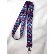 Renkli Halı Desen Boyun Askısı