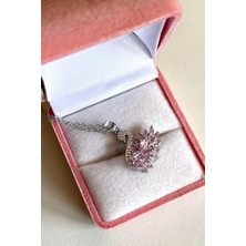 Pembe Taşlı Kuğu Kolye Çelik