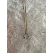 Beyaz Sedefli Yonca Kolye