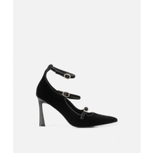 Metal Tokalı Sivri Burun Topuklu Ayakkabı IW6240031020001