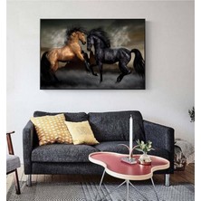 Tosbart At Resimli Ev, Oturma Odası, Yatak Odası Dekorasyonu Kanvas Tablo