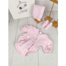 Hobidik Baby Çiçek Detaylı Yakalı Çift Kat Müslin Açık Pembe Romper Tulum Set