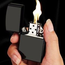 İşte Bu Kişiye Özel Isimli Benzinli Siyah Zippo Çakmak - Kelebek Baskılı