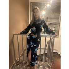 Eteği Kat Volanlı Lacivert Çiçekli Gömlek Elbise
