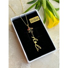 Ricco Jewellery 14 K Gold Kaplama 925 Ayar Gümüş Doğduğun Ay Yeşeren Çiçekli Isim Kolye