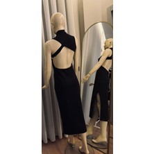 Butik Sırtı Açık Yan Yırtmaçlı Vücut Tipi Elbise, Kolsuz Düz Renkli Kaplumbağa Boyun Elbise Bahar ve Yaz Için, Kadın Giyim