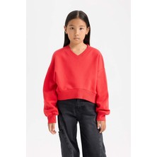 DeFacto Yılbaşı Kız Çocuk Cropped Fit V Yaka Basic Düz Sweatshirt D7047A824WN