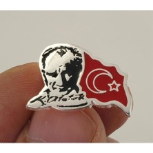 Herşey Nota Atatürk Bayrak Yaka Rozeti Krom Kaplama 10 Kasım 29 Ekim Öğretmenler Günü Hediye