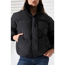 Garen Kadın Oversize Siyah Kürklü Yaka Mont Uzun Kollu Günlük Kullanım İçin Rahat ve Şık