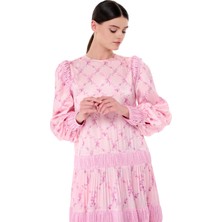 Satenli Büzgü Şerit Detaylı Elbise Pembe