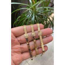 ÇGK KUYUMCULUK V Form Kare Taşlı Altın Bileklik CGKBLK0193