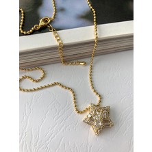Atelier Deep Baget Taşlı Yıldız Gold Zincir Kolye