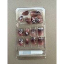 Nails Düz Küt Model 24 Lü Takma Tırnak Seti- 1 Paket